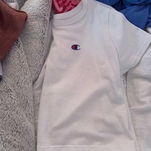 Oversized cropped champion tee